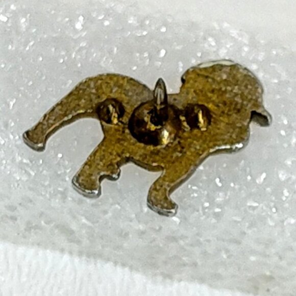 Mack Truck Bulldog Gold Tone Lapel Pin Vintage Collectible Missing Clip 1" X 1" - Picture 2 of 4